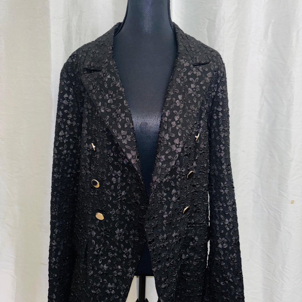 Elegant Black Lace Women's Blazer